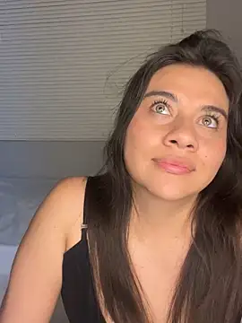 Snapshot of Nina-Eros1 chatting on March 2, 2025, 3:45 am Nina-Eros1 online show from March 2, 2025, 3:45 am