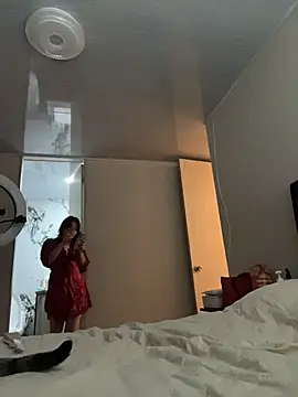 Nina-Eros1 online show from November 27, 2025, 7:05 pm