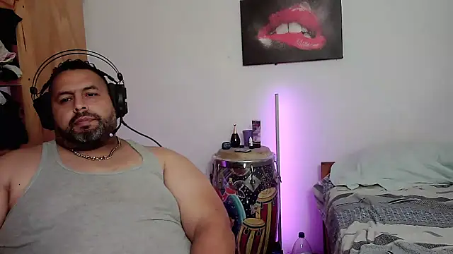 rodrix54 online show from February 11, 2026, 9:09 pm