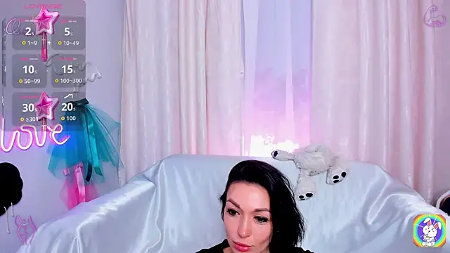 Snapshot of jessica_tiny chatting on June 8, 2026, 11:27 pm jessica tiny online show from June 8, 2026, 11:27 pm