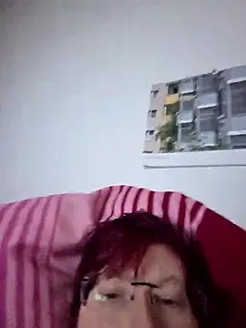 dieGeile0411 online show from February 8, 2026, 11:02 am