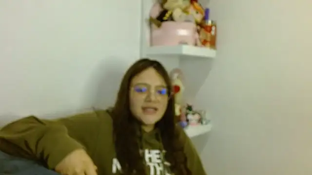 Snapshot of _Sarahh_0 chatting on December 10, 2024, 2:16 am  Sarahh 0 online show from December 10, 2024, 2:16 am