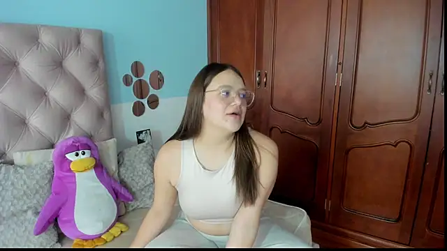 Snapshot of _Sarahh_0 chatting on January 9, 2025, 1:45 pm  Sarahh 0 online show from January 9, 2025, 1:45 pm