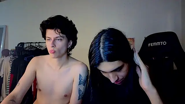 Snapshot of angelitofemboy chatting on October 25, 2025, 10:26 pm angelitofemboy online show from October 25, 2025, 10:26 pm