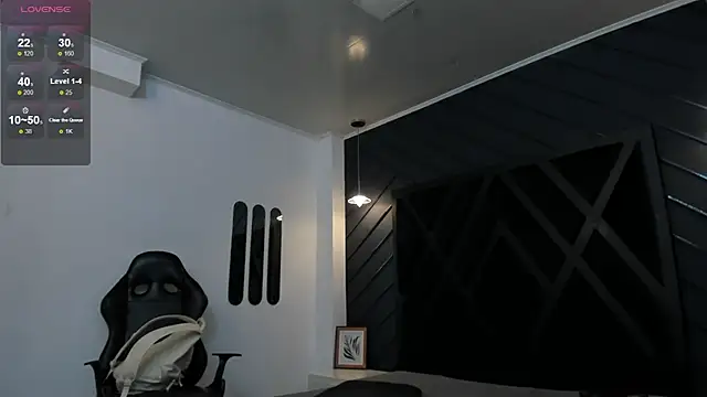 Apolo Bianco  online show from September 30, 2025, 11:10 pm