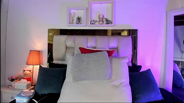 emmy r online show from March 6, 2026, 12:12 pm