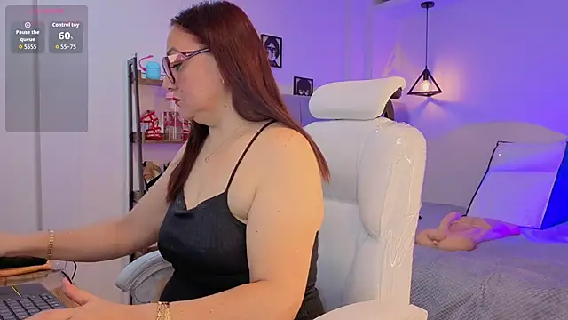 Snapshot of lady_nylon_ chatting on February 26, 2026, 11:42 am lady nylon online show from February 26, 2026, 11:42 am