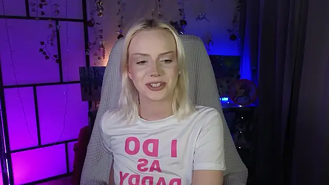 ImBonBon online show from March 25, 2026, 12:27 am