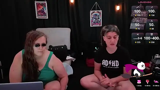 Sexy Mama-69 online show from November 1, 2025, 4:42 pm