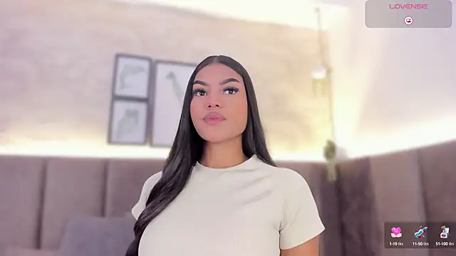 Snapshot of chloe_sullivannn chatting on December 2, 2024, 10:01 pm chloe sullivannn online show from December 2, 2024, 10:01 pm