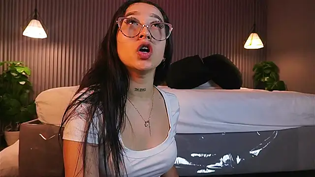 EriKlein online show from April 10, 2026, 7:18 pm