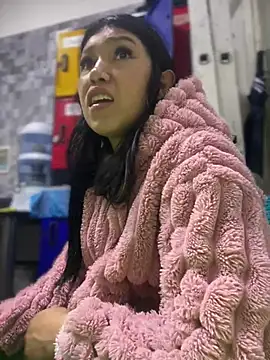 emily rosse04 online show from March 27, 2026, 12:38 pm