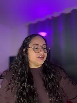 CurlyGirl 1 online show from April 10, 2026, 11:42 pm