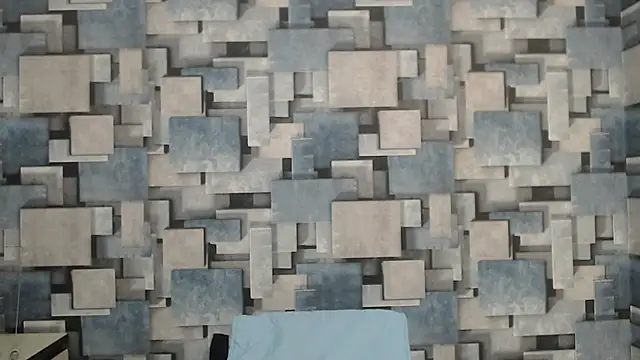 angel dthroatt online show from December 14, 2025, 12:32 pm