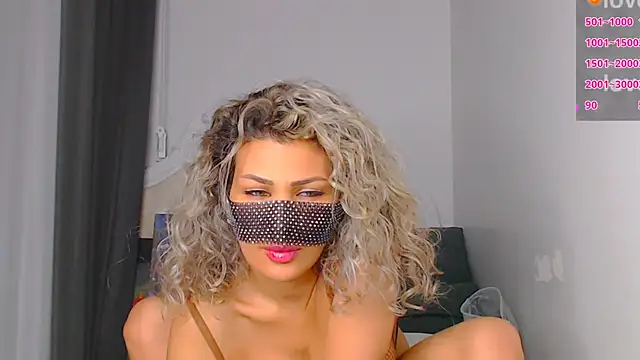 Snapshot of Turkish_Latina chatting on January 10, 2025, 3:18 am Turkish Latina online show from January 10, 2025, 3:18 am