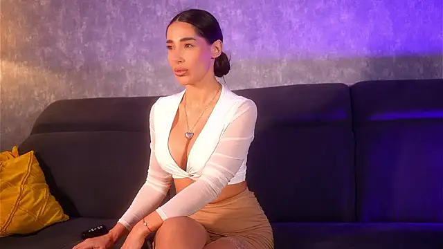 Miriam fox online show from March 15, 2026, 7:25 am