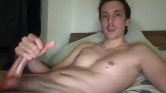 hungandfun05 online show from January 13, 2026, 11:10 pm