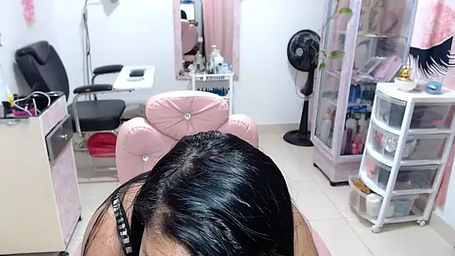 titsbiglovers online show from May 5, 2026, 7:44 pm