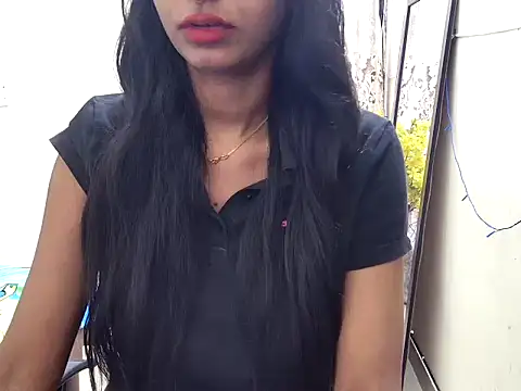 tanvi-00 online show from September 29, 2025, 2:06 am
