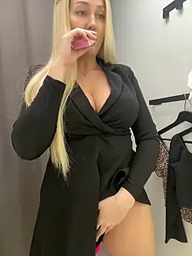 Snapshot of Deonta_ chatting on December 8, 2024, 4:50 pm Deonta online show from December 8, 2024, 4:50 pm