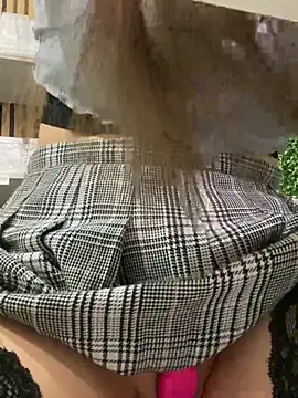 Snapshot of Deonta_ chatting on February 12, 2025, 1:41 am Deonta online show from February 12, 2025, 1:41 am