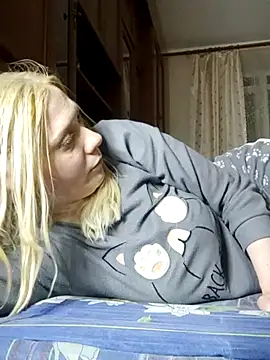 LeraSweet online show from March 18, 2026, 8:23 pm