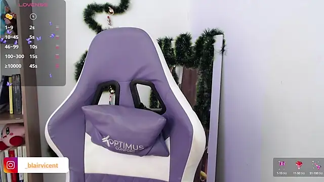 Snapshot of BlairVicent chatting on December 2, 2024, 3:58 pm BlairVicent online show from December 2, 2024, 3:58 pm