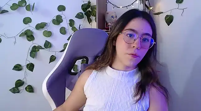 Snapshot of BlairVicent chatting on February 6, 2025, 12:05 pm BlairVicent online show from February 6, 2025, 12:05 pm