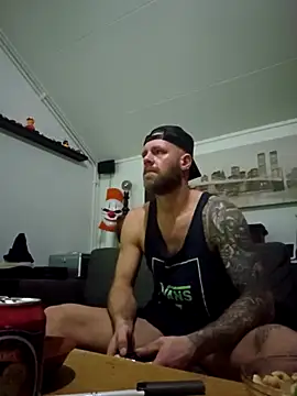 eltoulou online show from December 21, 2025, 1:24 am