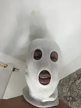 Snapshot of Alex_Teau chatting on January 25, 2025, 6:23 am Alex Teau online show from January 25, 2025, 6:23 am