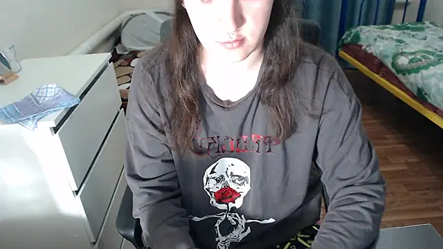 EvaMiron online show from September 10, 2025, 1:27 am