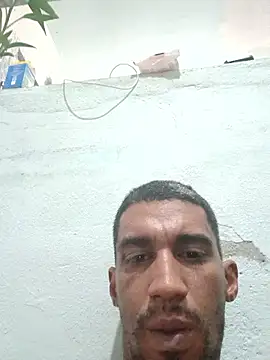 Snapshot of fieltoprj1 chatting on December 4, 2025, 12:42 am fieltoprj1 online show from December 4, 2025, 12:42 am