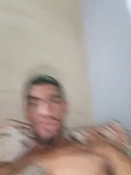 fieltoprj1 online show from December 19, 2025, 1:23 am