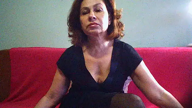 Mat Elenore online show from December 23, 2025, 7:06 am