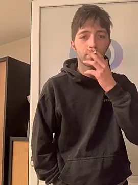 GuillaumebeauZizi online show from February 7, 2026, 7:17 pm