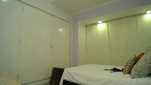 Snapshot of genesis_moretz chatting on February 22, 2025, 3:45 am genesis moretz online show from February 22, 2025, 3:45 am