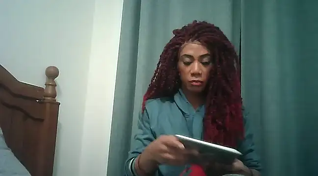 Snapshot of CaramelDipper chatting on December 11, 2024, 11:54 pm CaramelDipper online show from December 11, 2024, 11:54 pm