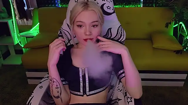 Snapshot of SandraBoyl chatting on January 31, 2025, 4:14 am SandraBoyl online show from January 31, 2025, 4:14 am