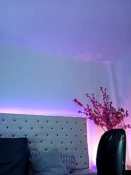 Elektra Queen online show from February 19, 2025, 4:44 pm