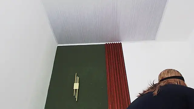 Snapshot of jean_sneider chatting on November 25, 2025, 1:55 pm jean sneider online show from November 25, 2025, 1:55 pm