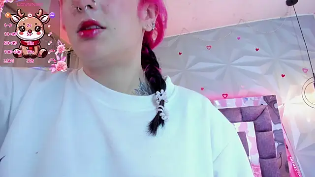 Snapshot of Candy_morgan412 chatting on December 17, 2025, 12:11 pm Candy morgan412 online show from December 17, 2025, 12:11 pm