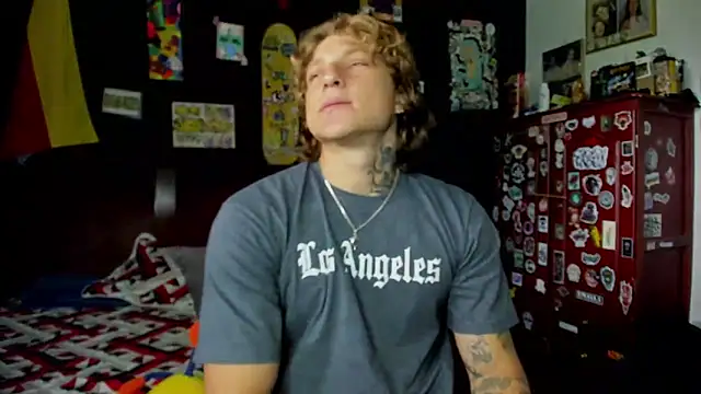 Tom Krakow online show from October 28, 2025, 3:47 pm