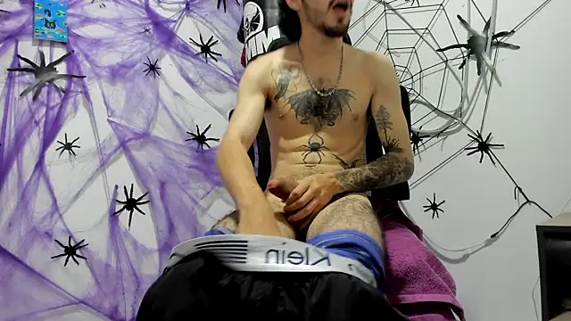 DmitriSanders online show from January 6, 2026, 2:43 pm