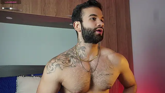 MarkHazze online show from October 25, 2025, 12:18 am