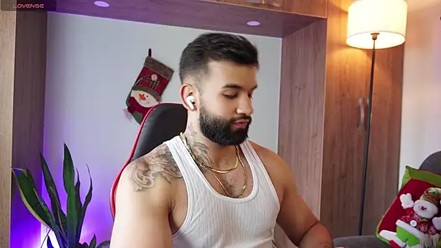 MarkHazze online show from November 30, 2025, 8:57 pm