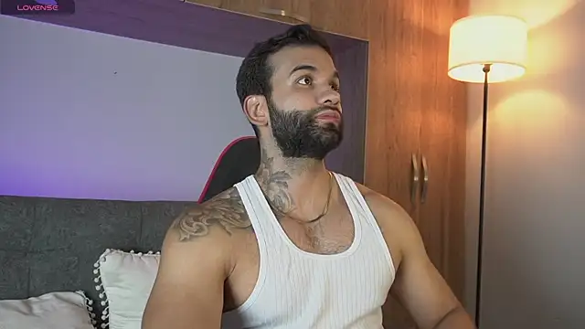 MarkHazze online show from April 8, 2026, 12:32 am