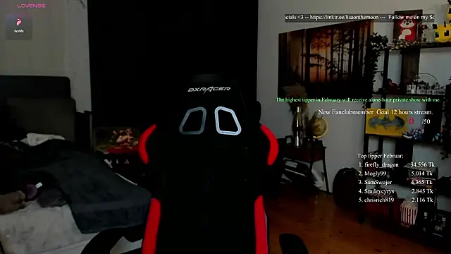 Snapshot of Lisaonthemoon chatting on February 26, 2026, 6:07 pm Lisaonthemoon online show from February 26, 2026, 6:07 pm