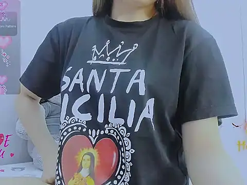 Linh diudang online show from December 2, 2025, 3:01 am