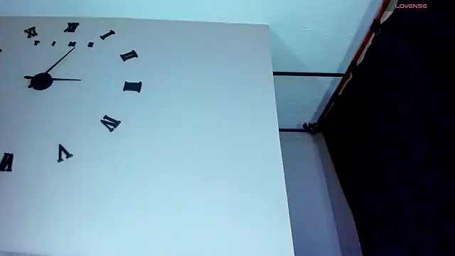 esteveen ortegas  online show from February 26, 2025, 8:59 am