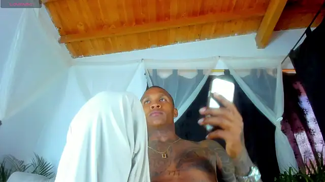 esteveen ortegas  online show from November 8, 2025, 3:01 pm